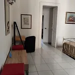 Il Cortile Di San Lazzaro