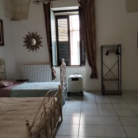 Il Cortile Di San Lazzaro Lecce