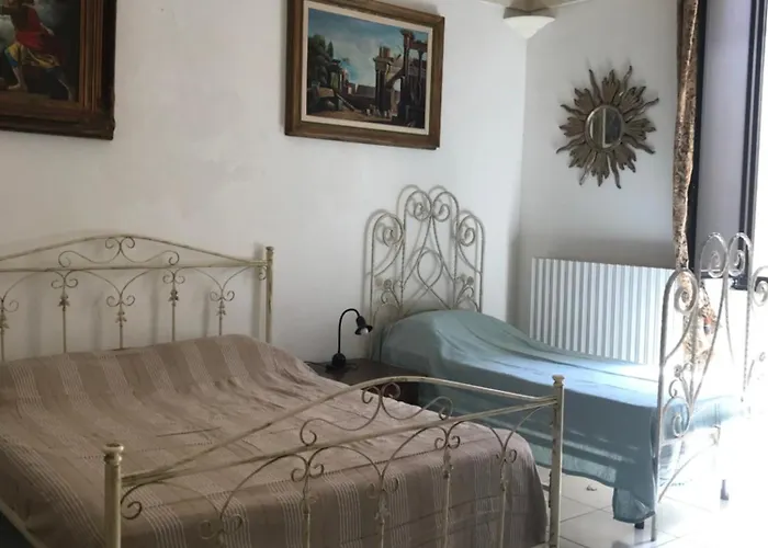 Il Cortile Di San Lazzaro بيت ضيافة