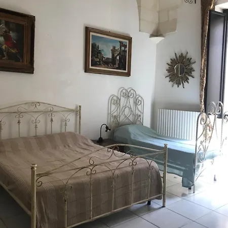 Il Cortile Di San Lazzaro Gasthof