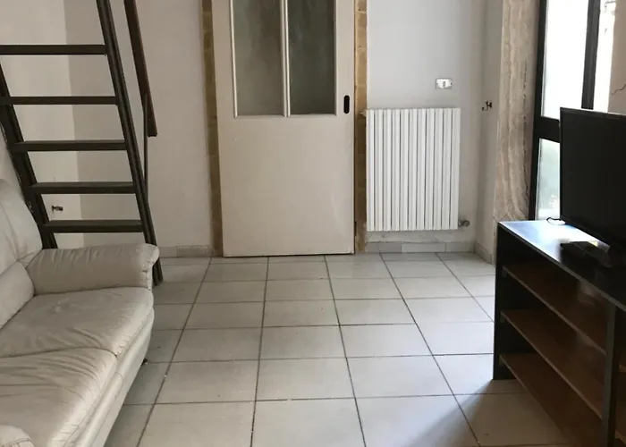 Il Cortile Di San Lazzaro
